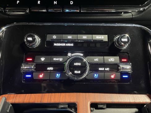 Used 2024 Lincoln Navigator Reserve image 40
