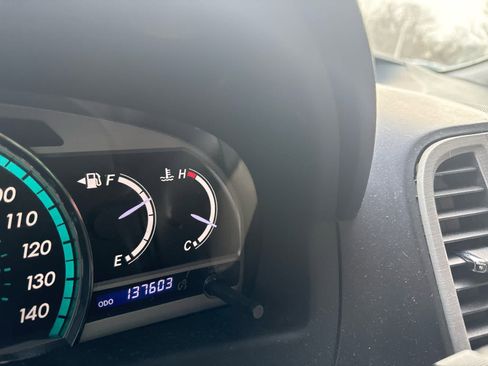 Used 2015 Toyota Venza XLE image 6