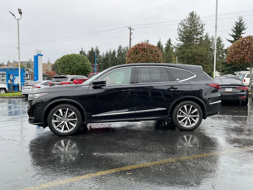Certified 2026 Acura MDX w/ Technology Package FWD image 4