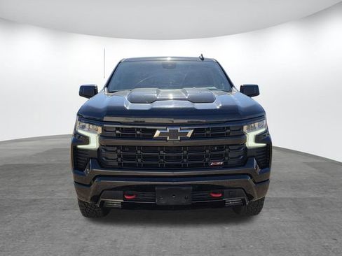 Used 2023 Chevrolet Silverado 1500 LT Trail Boss image 2