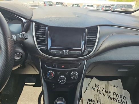 Used 2020 Chevrolet Trax LS w/ Tint and Cruise Package FWD image 10