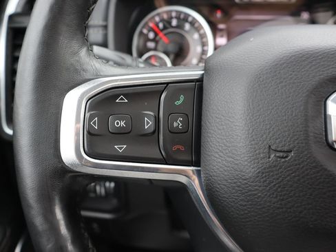 Used 2019 RAM 1500 Laramie AWD/4WD image 7