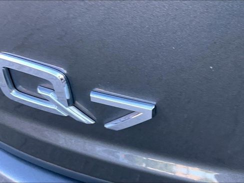 Used 2019 Audi Q7 3.0T Prestige w/ Prestige Package AWD/4WD image 24