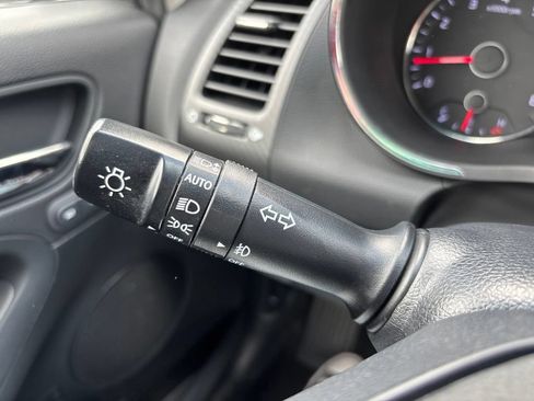 Used 2015 Kia Forte EX w/ EX Premium Package FWD image 32
