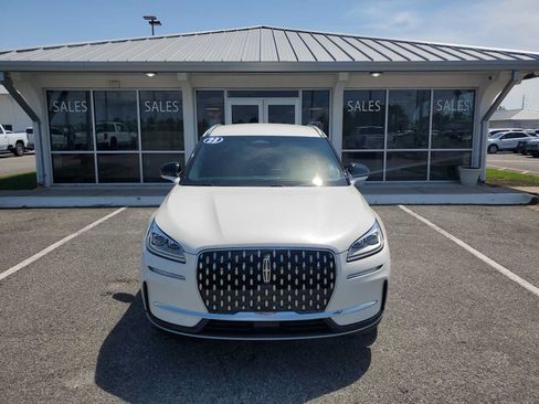 Used 2023 Lincoln Corsair Reserve FWD image 9