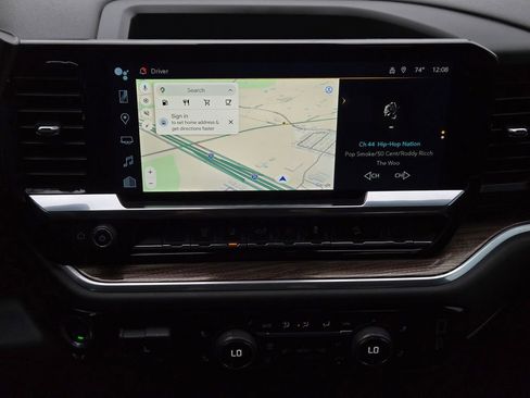 Used 2025 Chevrolet Silverado 2500 LT w/ Convenience Package image 16