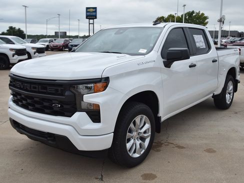 New 2026 Chevrolet Silverado 1500 Custom image 7