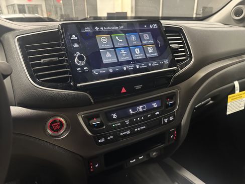 New 2026 Honda Ridgeline RTL image 12