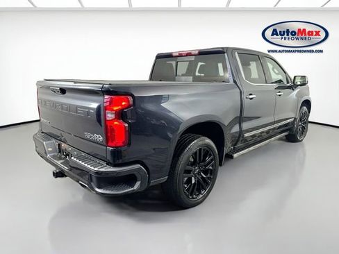 Used 2023 Chevrolet Silverado 1500 High Country w/ Technology Package AWD/4WD image 2