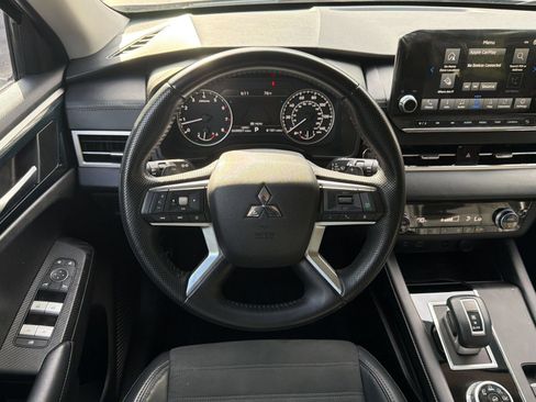 Used 2022 Mitsubishi Outlander SE FWD image 26