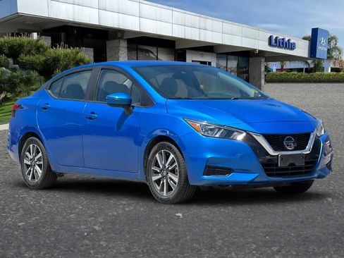 Used 2021 Nissan Versa SV FWD image 10