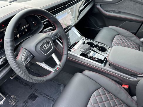 New 2026 Audi SQ7 Prestige image 9