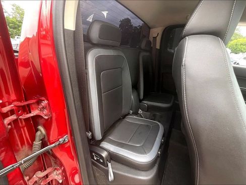 Used 2015 Chevrolet Colorado Z71 AWD/4WD image 26