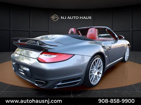 Used 2010 Porsche 911 Turbo AWD/4WD image 19