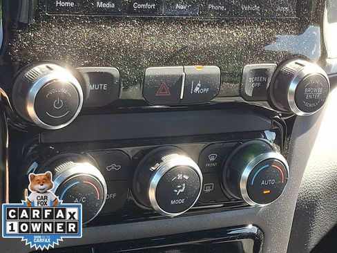 Used 2022 RAM 1500 Big Horn AWD/4WD image 14