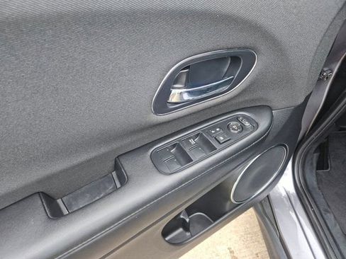 Used 2022 Honda HR-V EX image 14