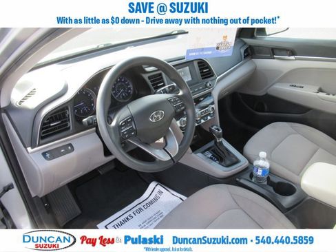 Used 2020 Hyundai Elantra SE w/ Cargo Package (C1) image 8