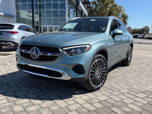 New 2026 Mercedes-Benz GLC 300 image 1