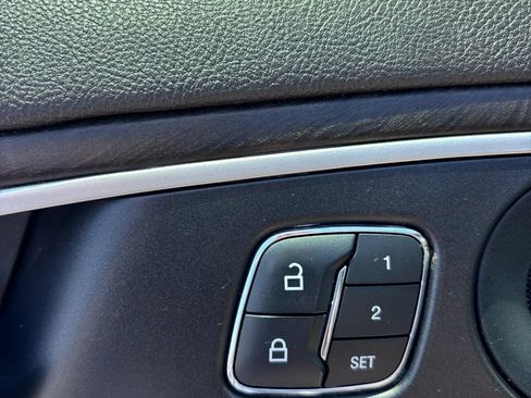 Used 2020 Lincoln MKZ Reserve w/ Elements Package FWD image 22
