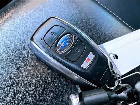 Used 2015 Subaru Outback 2.5i Limited image 14