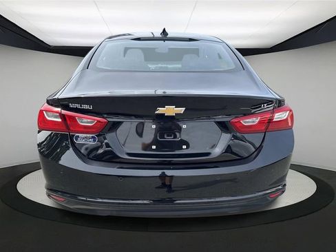 Used 2025 Chevrolet Malibu LT image 5