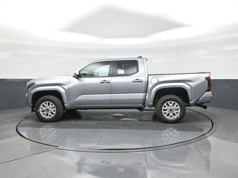 New 2026 Toyota Tacoma SR5 image 4