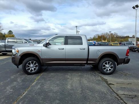 Used 2024 RAM 3500 Limited image 19
