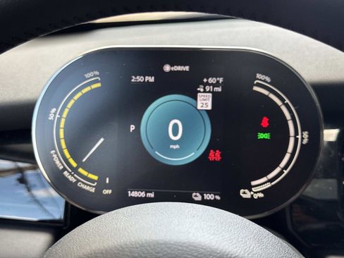 Certified 2023 MINI Cooper SE image 15