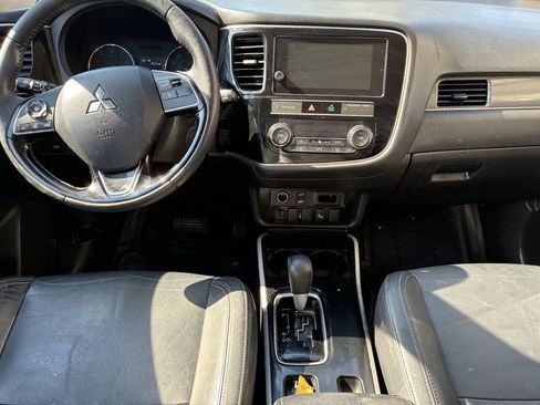 Used 2019 Mitsubishi Outlander SEL FWD image 23