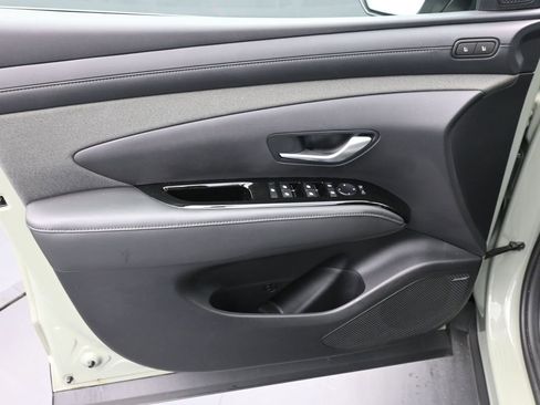 Certified 2025 Hyundai Santa Cruz Limited image 22