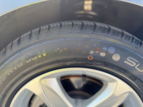 Used 2023 Chevrolet Malibu LT image 32