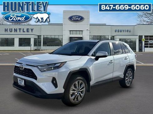 Used 2023 Toyota RAV4 XLE Premium image 1
