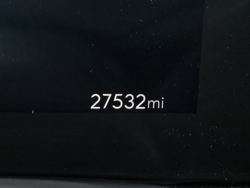 Used 2025 Buick Encore GX Avenir w/ Avenir Technology Package image 28