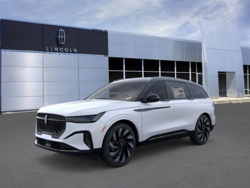 New 2026 Lincoln Nautilus Reserve AWD/4WD image 1