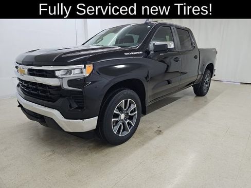 Used 2023 Chevrolet Silverado 1500 LT AWD/4WD image 27