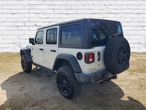 Used 2020 Jeep Wrangler Unlimited Sport image 3