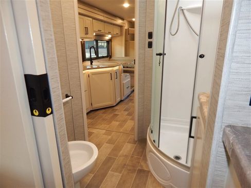 Used 2022 Ford E-450 and Econoline 450 Super Duty w/ Motorhome Prep Package image 51