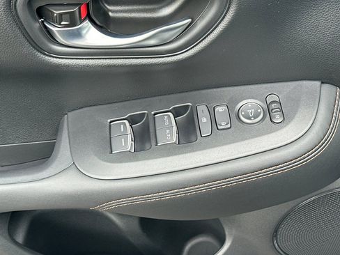 Used 2026 Honda HR-V Sport image 11