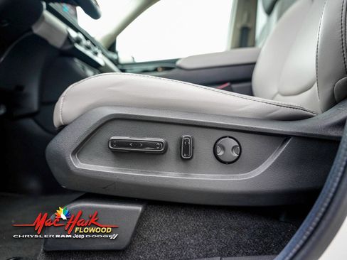 Used 2023 Honda Pilot Touring image 21