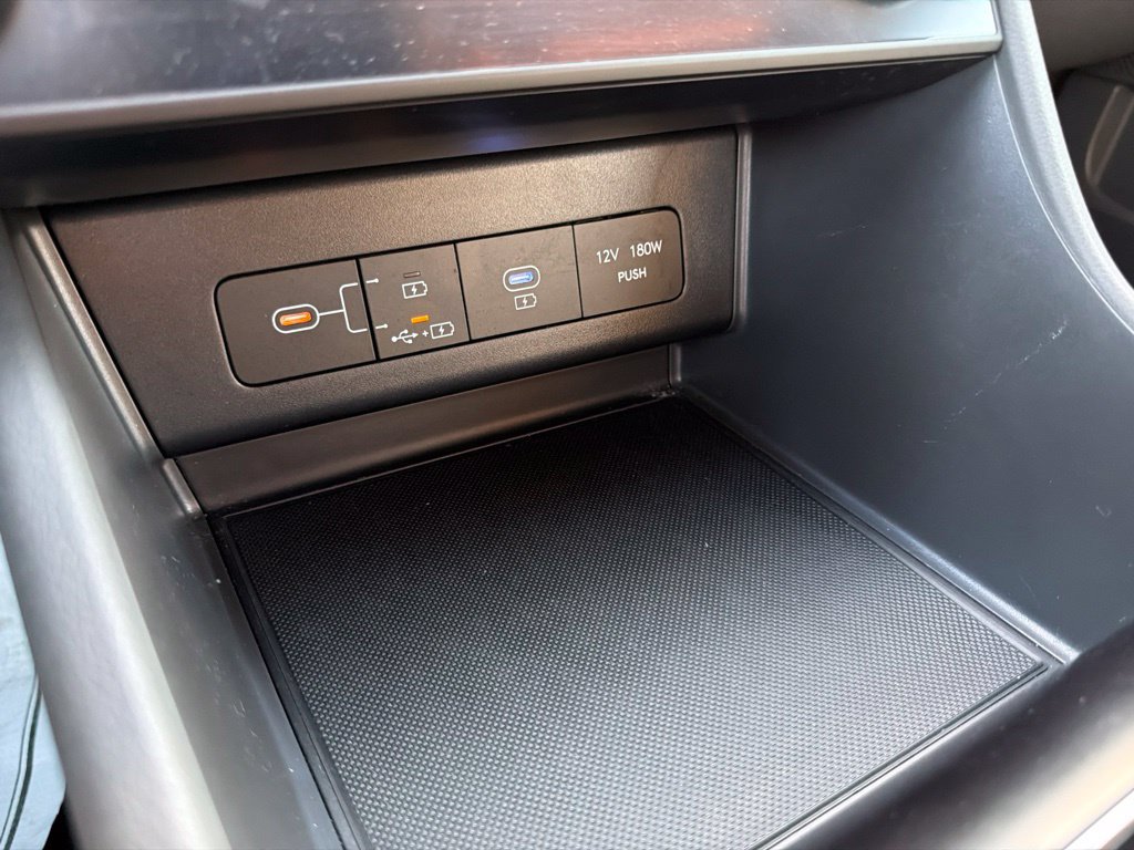 Used 2025 Hyundai Sonata SEL FWD image 23