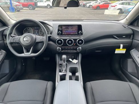Used 2024 Nissan Sentra S FWD image 19