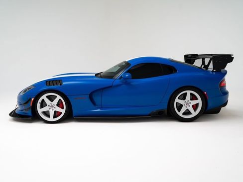 Used 2017 Dodge Viper ACR w/ Extreme Aero Package RWD image 6