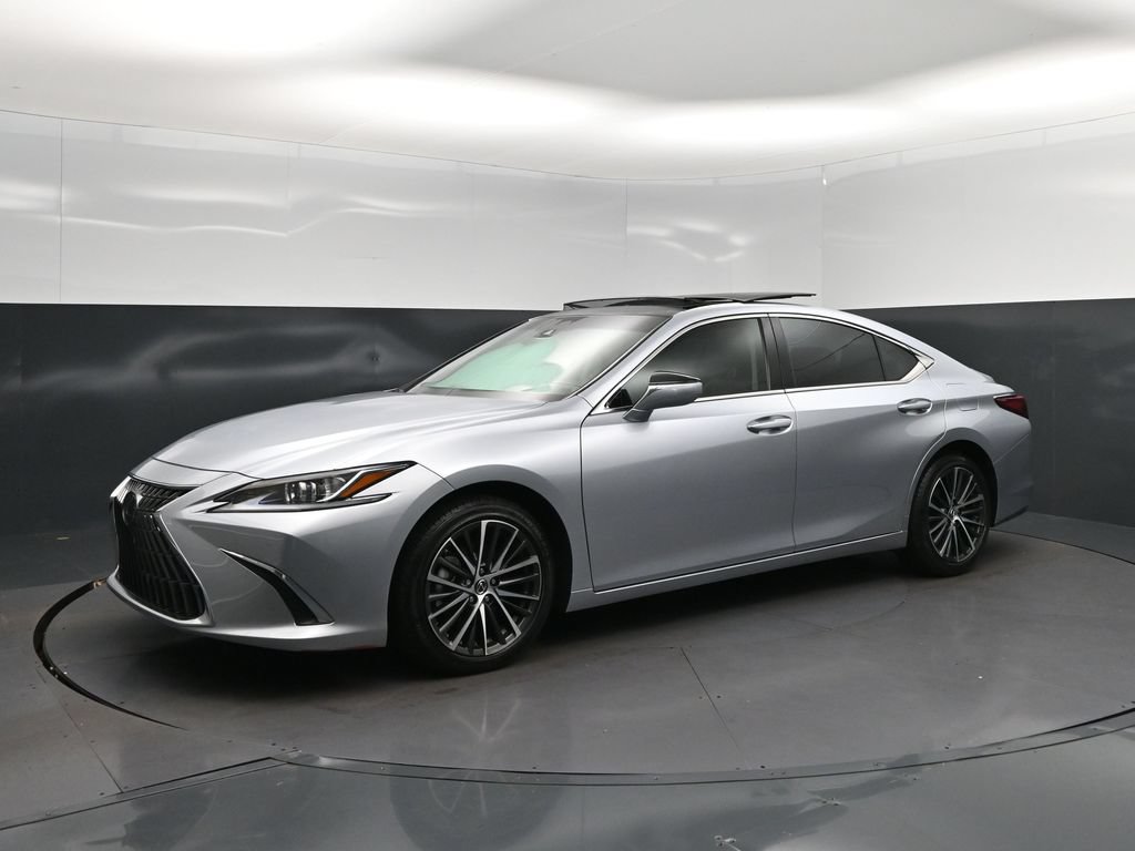 Used 2025 Lexus ES 350 w/ Premium Package FWD image 3