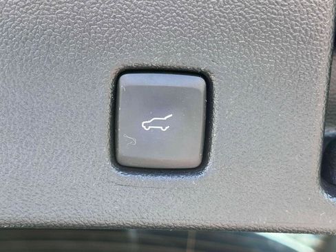 Certified 2023 Ford Escape Active AWD/4WD image 19