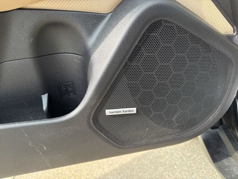 Used 2016 Subaru Outback 2.5i Limited w/ Popular Package #4 image 24