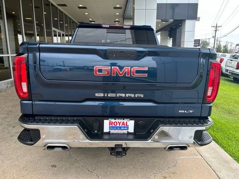 Used 2022 GMC Sierra 1500 SLT AWD/4WD image 6