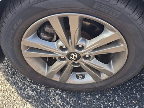Used 2017 Hyundai Elantra SE w/ SE A/T Tech Package 03 FWD image 22