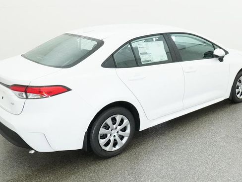 New 2026 Toyota Corolla LE image 3