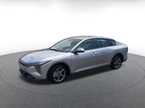 Used 2025 Kia K4 FWD image 8