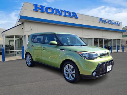 Used 2016 Kia Soul + w/ Audio Package FWD image 3